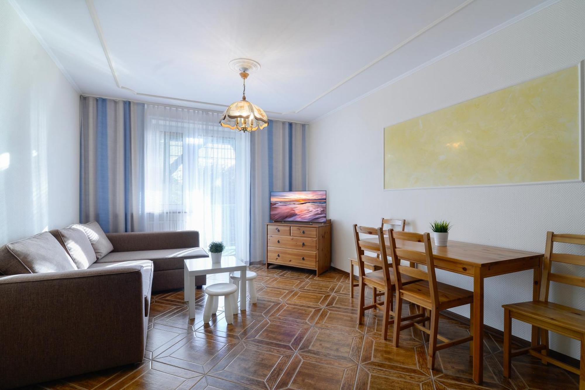 Pionow Rodzinne Apartamenty Urocza 10 Krynica Morska Exterior photo