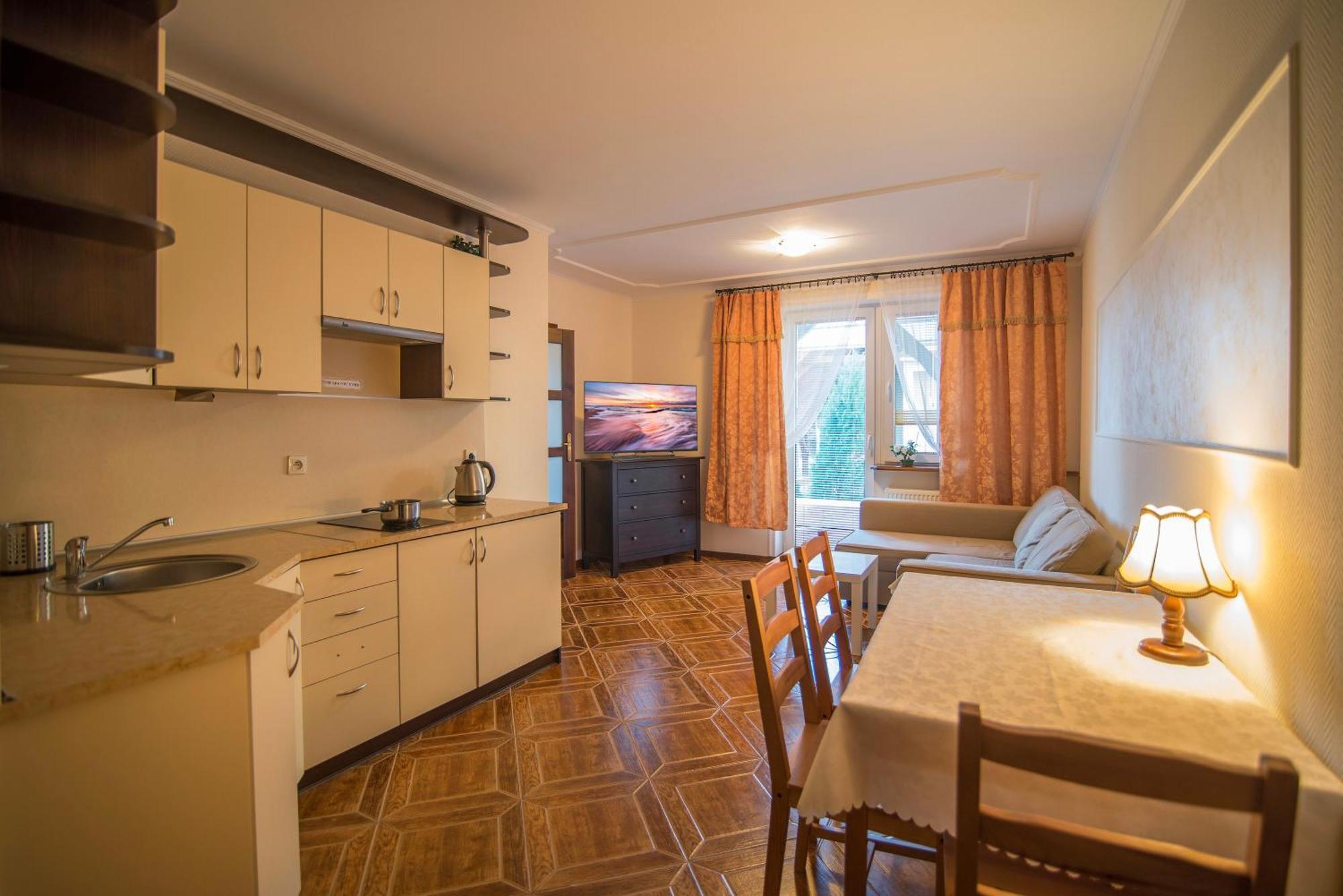 Pionow Rodzinne Apartamenty Urocza 10 Krynica Morska Exterior photo