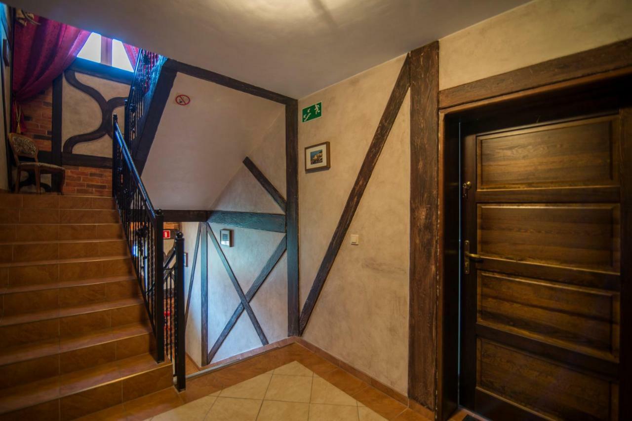 Pionow Rodzinne Apartamenty Urocza 10 Krynica Morska Exterior photo