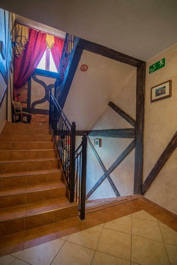 Pionow Rodzinne Apartamenty Urocza 10 Krynica Morska Exterior photo