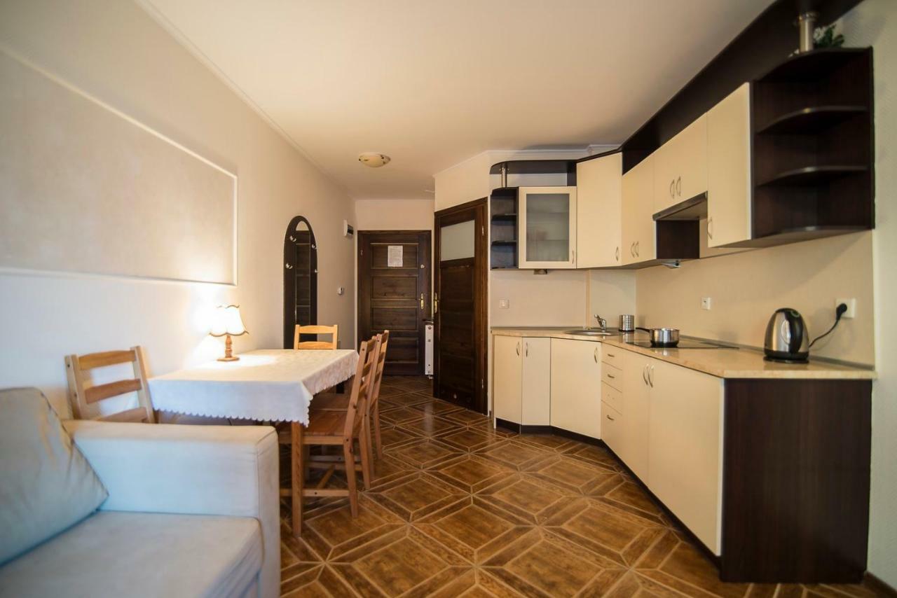 Pionow Rodzinne Apartamenty Urocza 10 Krynica Morska Exterior photo